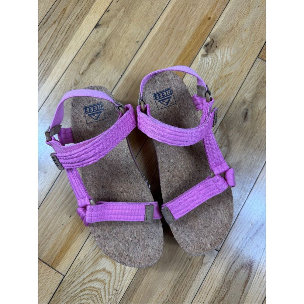 Reef Pink Womens Wedge Sandals Size 8